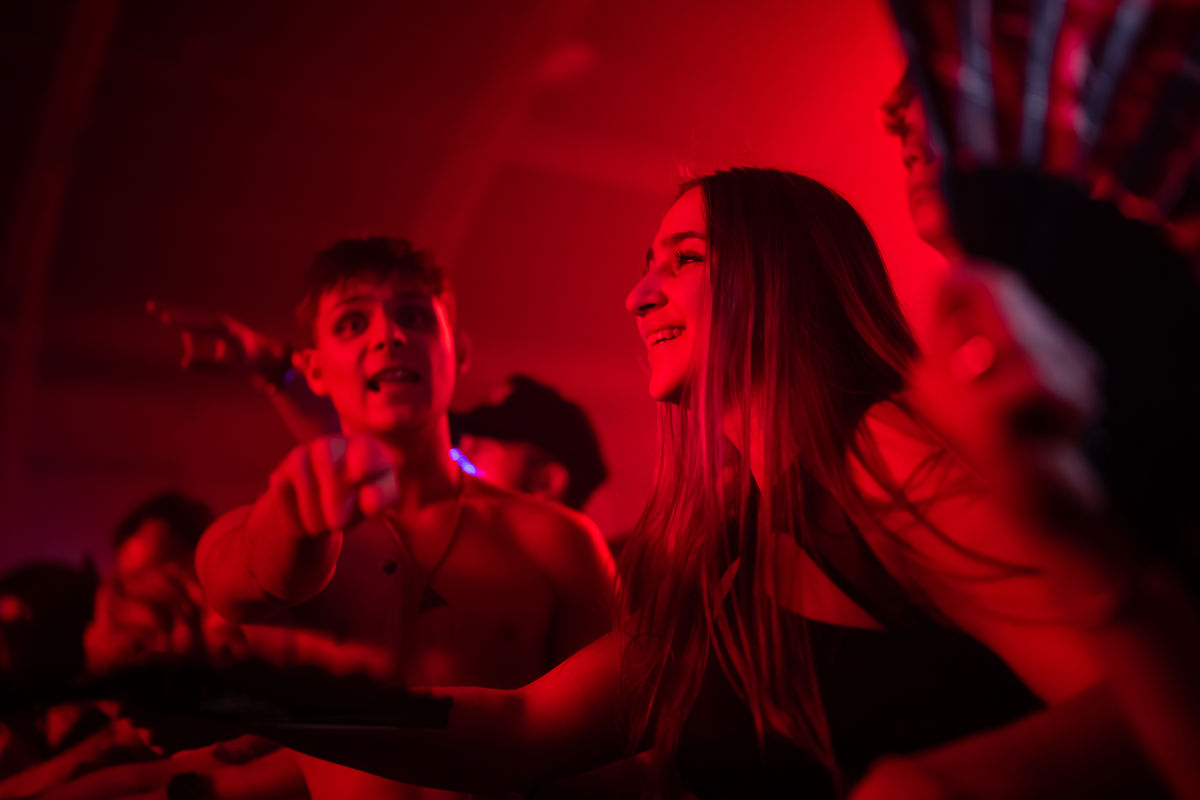 Loading... just a sec